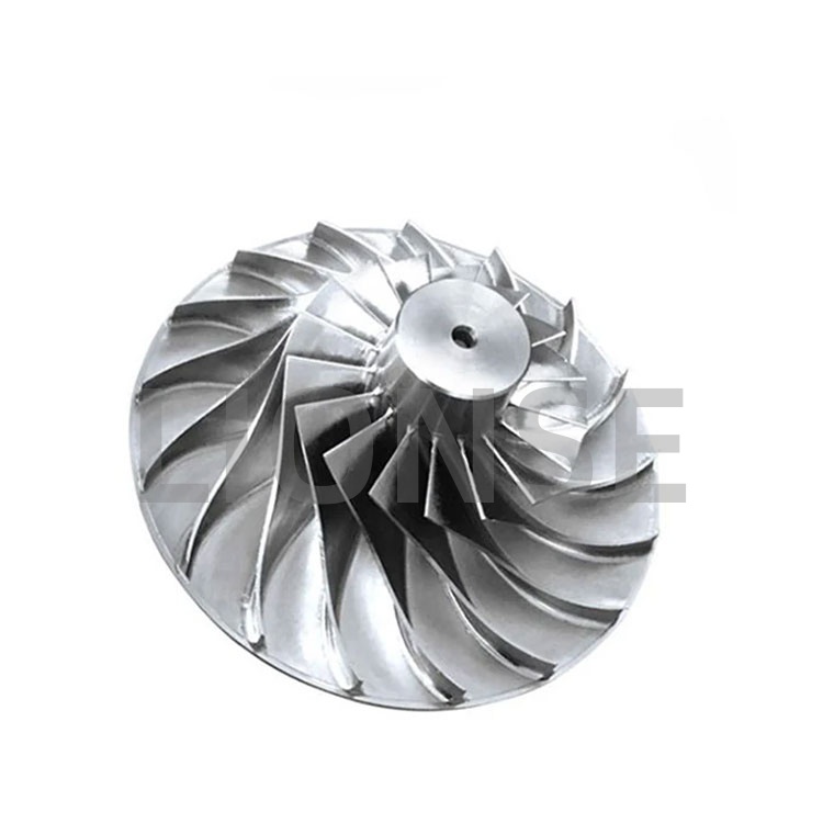 Cum afectează numărul de lame de rotor eficiența pompei?