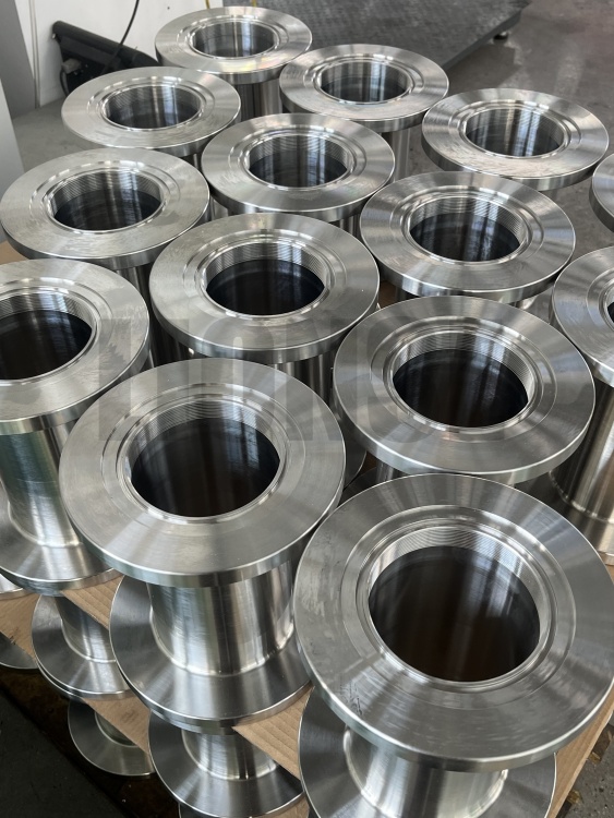 Care sunt utilizările comune ale oțelului inoxidabil 304?