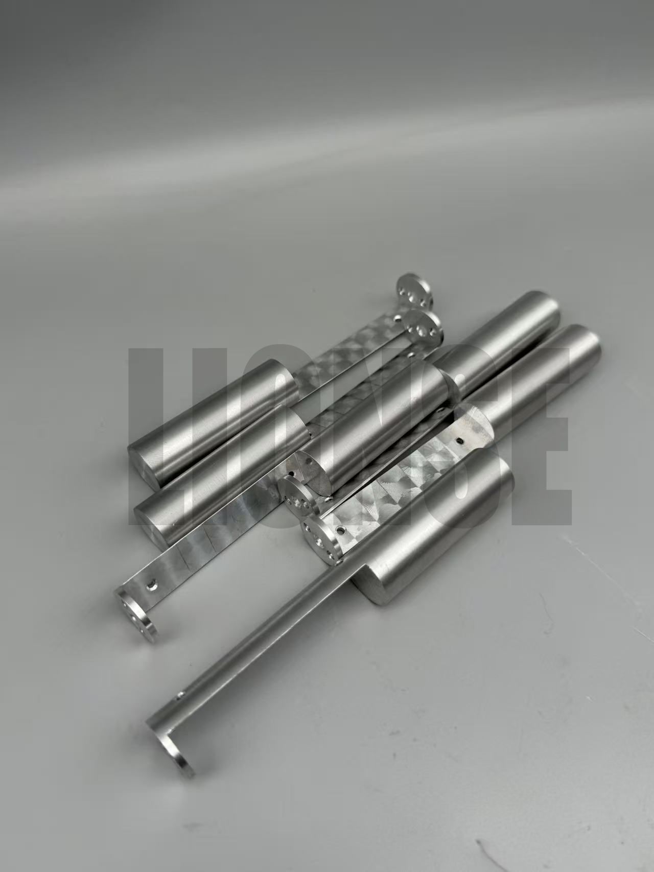 Conectorii din aluminiu pot rezolva problema coeficienților de dilatare termică nepotriviți?